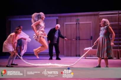 Companhia Maior e Victor Hugo Pontes - 